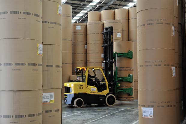 the-compact-hyster-foretns-forklift-for-operations-in-tight-spaces