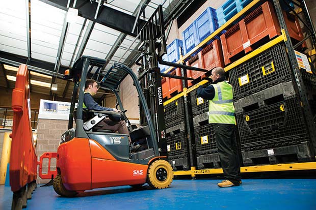 Forklift_training_should_be_delivered_by_an_instructor_who_is_trained_and_qualified_says_RTITB_2